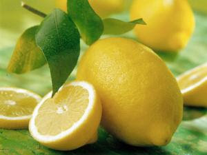 Lulur Pemutih Kulit Alami dari Buah Jeruk Lemon