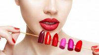 5 Tips Memilih Lipstik Untuk Bibir Yang Indah Menawan