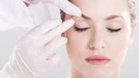 6 Efek Samping Operasi Angkat Kelopak Mata (Blepharoplasty)
