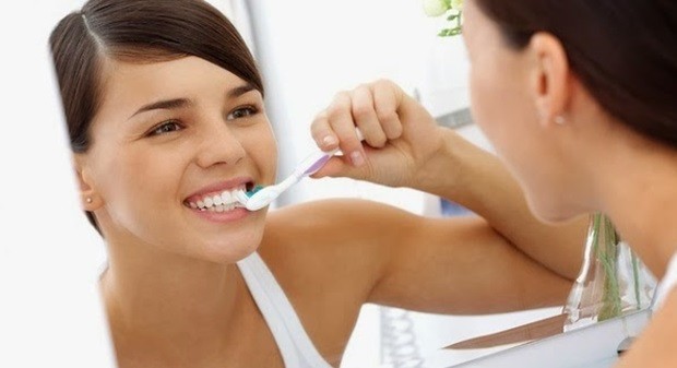 6 Alternatif Pasta Gigi Alami Yang Lebih Aman