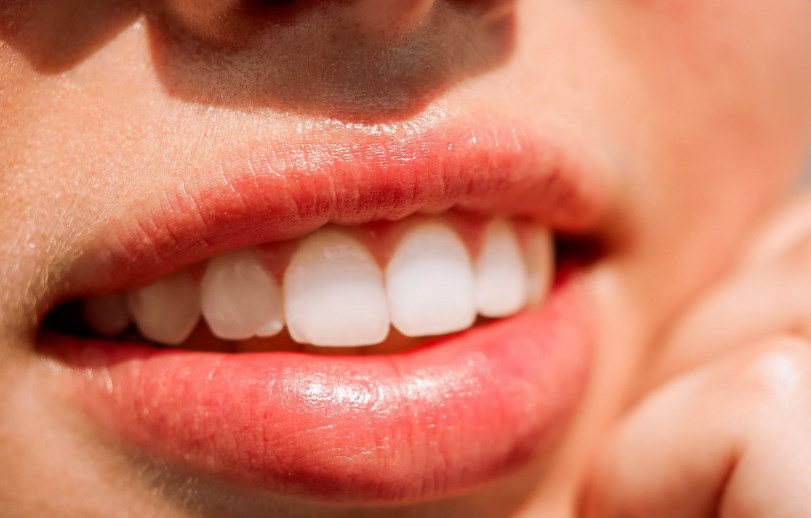 Bahaya dan Efek Samping Sulam Bibir